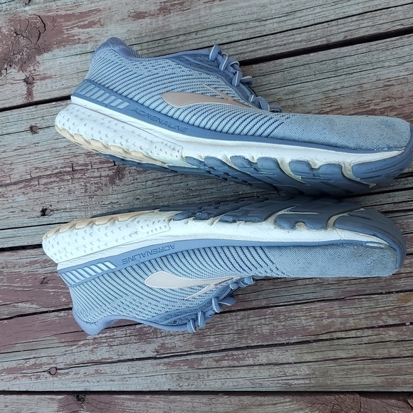 Brooks Womens Adrenaline 20 Running Trainer Sneakers shoes sz 11.5 Medium B - Picture 8 of 15